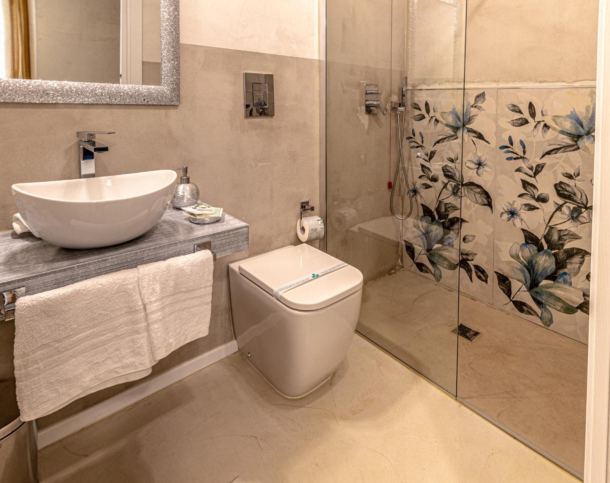 Flower Rooms Cagliari Room photo